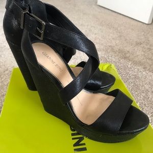 Gianni Bini black dress sandals